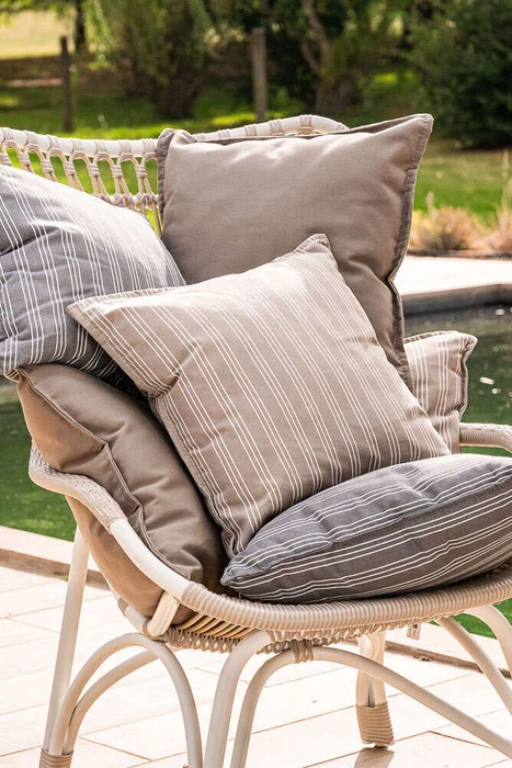 ALMOHADON EXTERIOR - VISON - 45 X 45 en Beige - Muebles para el exterior, Uruguay | La Iberica, vista 4