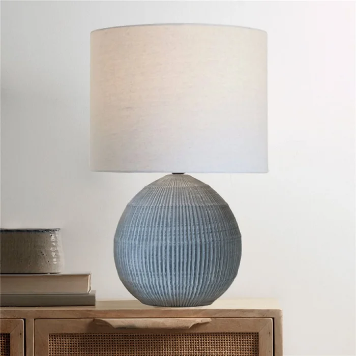 LAMPARA DE MESA CERAMICA D34x51CM LINEAS AZUL en Azul - Lámparas de mesa, Uruguay | Koz, vista 2