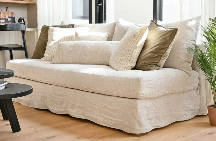 ALMOHADON TERCIOPELO OLIVA - 55 X 55 CMS en Verde oliva - Textiles, Uruguay | La Iberica, vista 21