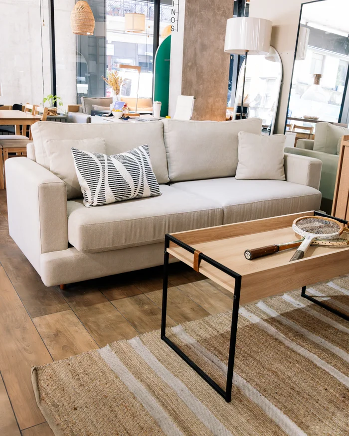 Sofa Dublin 3 Cuerpos (210 cm) EASY CLEAN - Beige en Madera natural - Sillones y sofás, Uruguay | Berna home, vista 2