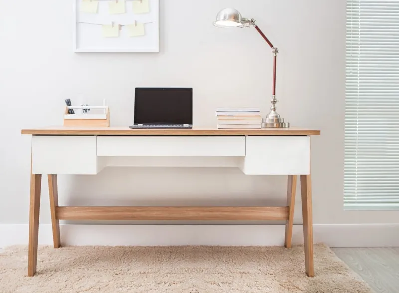 Escritorio de 3 cajones línea Trend |  26106 en Madera natural - Escritorios, Uruguay | World Vigo
