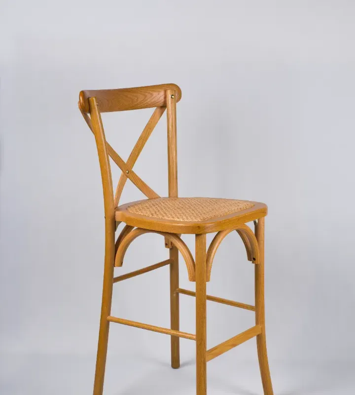 Banqueta Cross Marrón en Madera natural - Sillas, Uruguay | Victoriana