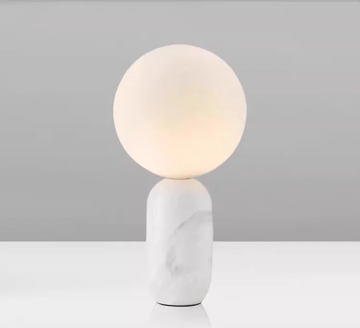 M053wh en Blanco - Lámparas de mesa, Uruguay | Unik