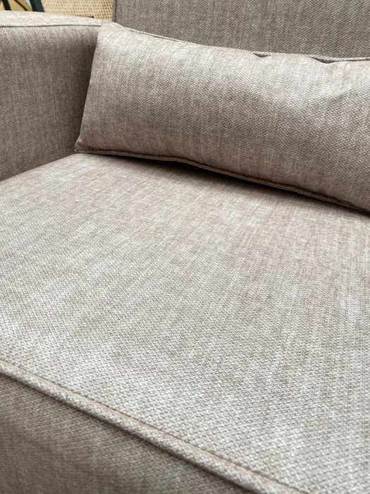 Poltrona Butaca Anny + Puff en Beige - Butacas, banquetas y puffs, Uruguay | Berna Home, vista 4