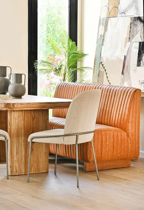 SILLON DE COMEDOR FERRARO - CUERO ITALIANO CARAMELO - 1.53 MTS en Marrón - Sillones y sofás, Uruguay | La Iberica, vista 3