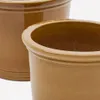 Set de 2 maceteros Presili de cerámica con acabado mostaza esmaltada Ø 37 / 47 cm en Amarillo - Muebles para el exterior, Uruguay | Kavehome, vista 4 de 6