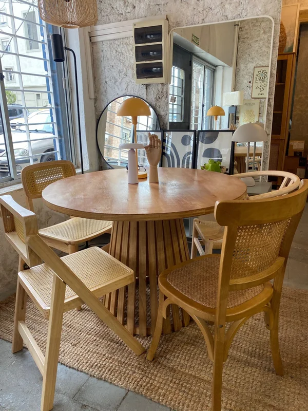 Mesa de Comedor Round 110 cm – Con Detalle en Madera natural - Mesas de comedor, Uruguay | Berna Home, vista 5