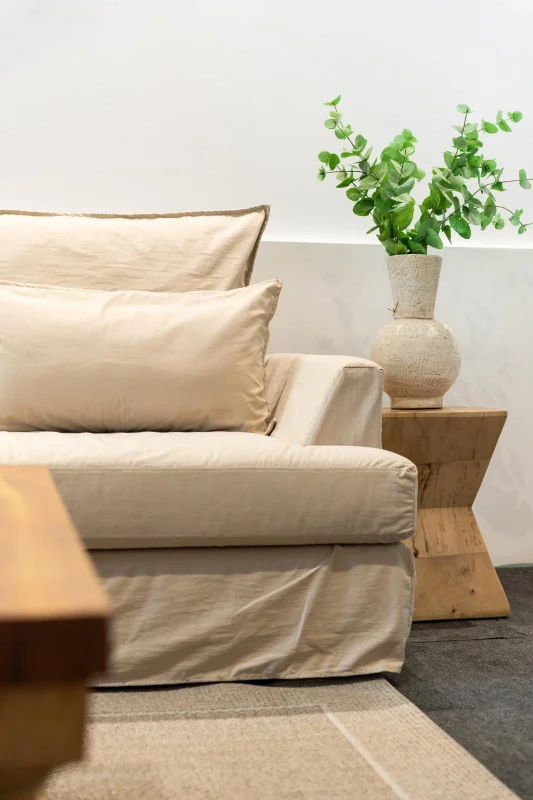 Sofa Verona Enfundado Tussor en Beige - Sillones y sofás, Uruguay | Marvic, vista 3