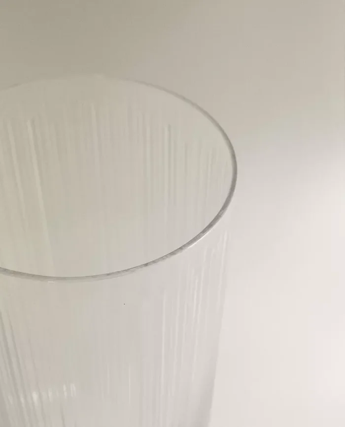 JARRÓN DECORATIVO CRISTAL ALTO - Jarrones, Uruguay | Zara Home, vista 2