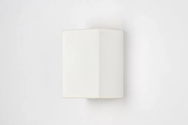 Aplique simple blanco en Blanco - Iluminación, Uruguay | La Perla, vista 3