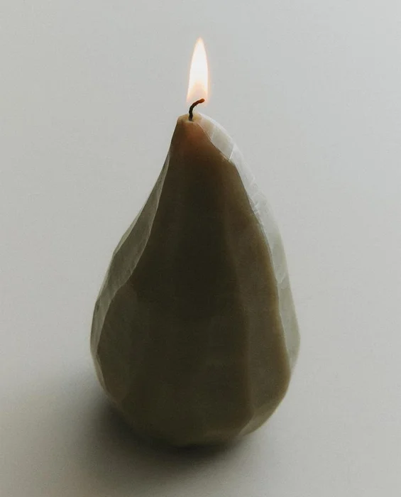 VELA DECORATIVA GOTA VERDE en Verde - Velas y Portavelas, Uruguay | Zara Home