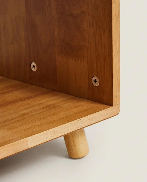 MESITA NOCHE MADERA en Madera natural - Mesas de luz, Uruguay | Zara Home, vista 7