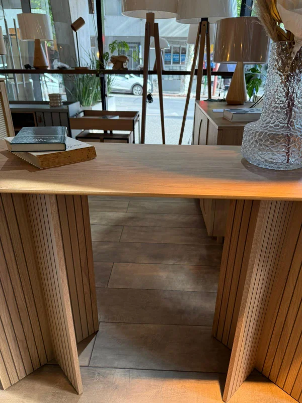 Recibidor Aparador Capri - Olmo en Madera natural - Aparadores y recibidores, Uruguay | Berna home, vista 3