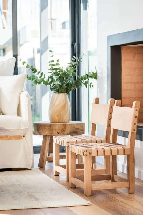 SILLITA TURRON - CUERO TRENZADO en Madera natural - Butacas, banquetas y puffs, Uruguay | La Iberica, vista 6