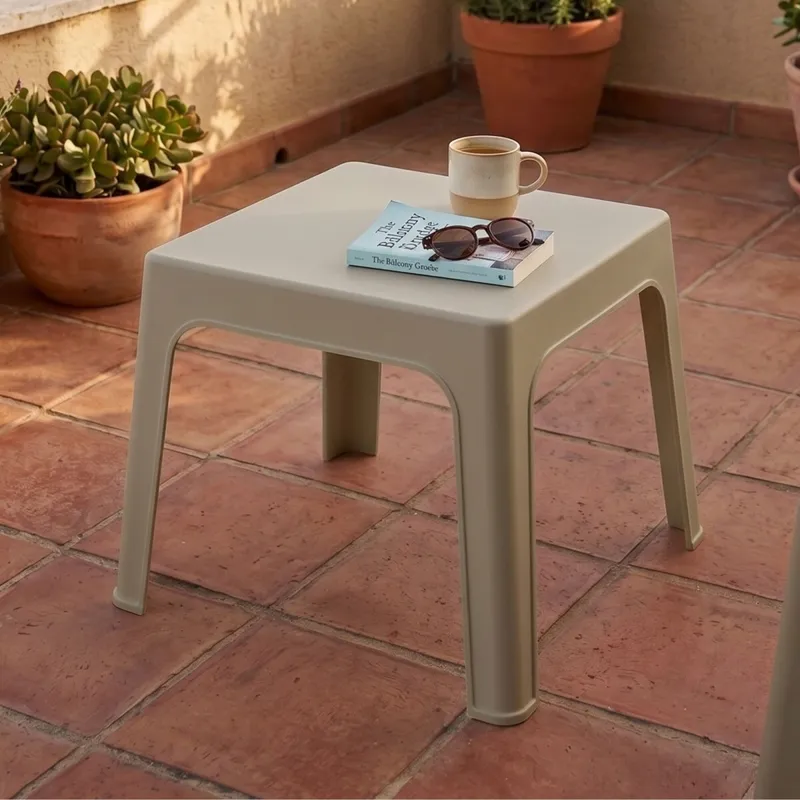 Mesa de Exterior - Master C13 - Marrón en Marrón - Muebles para el exterior, Uruguay | Rústico Hogar