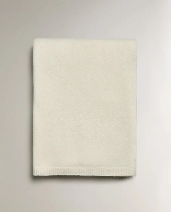 MANTA CASHMERE en Beige - Textiles, Uruguay | Zara Home, vista 5