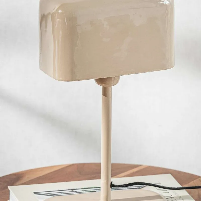 LAMPARA NUDE - BAJA en Beige - Lámparas de mesa, Uruguay | La Iberica