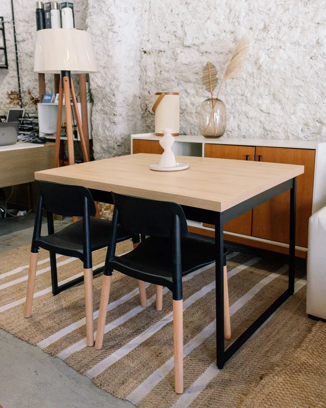 Silla Belloch polipropileno y madera, negra en Negro - Sillas, Uruguay | Berna Home, vista 6