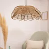 Lampara Flower en Beige - Lámparas colgantes, Uruguay | Alta Gracia Deco, vista 4 de 6