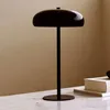 Luminaria de Mesa Scott Negra en Negro - Lámparas de mesa, Uruguay | Serlux, vista 2 de 7