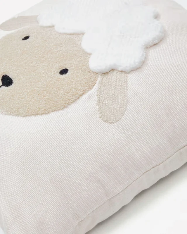 Almohadón Milu de algodón beige bordado - de oveja 45 x 45 cm en Beige - Textiles, Uruguay | Kavehome, vista 3