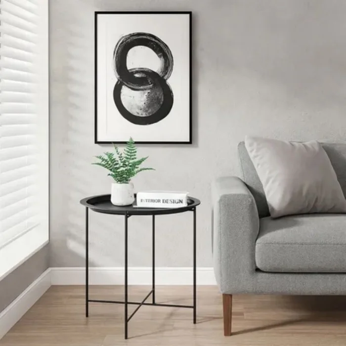 Mesa Lateral con Bandeja Metálica en Negro - Mesas de living, Uruguay | La Cueva Muebles