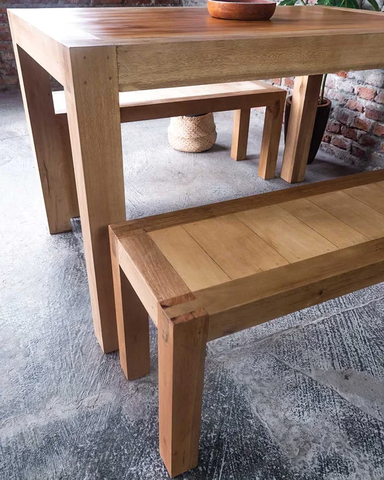 BANCO / PIE DE CAMA GAROPABA 1,08mt en Madera natural - Butacas, banquetas y puffs, Uruguay | Fundamento Muebles
