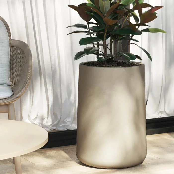 Macetero Gota 55 Beige Alto 55cm x 36cm Ancho Boca x Diam Base 40cm, 60 lts en Beige - Macetas, Uruguay | Champagne Home, vista 2
