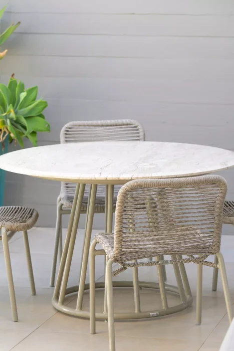 Mesa Biarritz en Fendi - Mesas de comedor, Uruguay | Balcony, vista 7