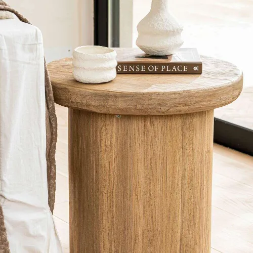 MESA DE COSTADO - OLMO ANTIGUO en Madera natural - Mesas de luz, Uruguay | La Iberica