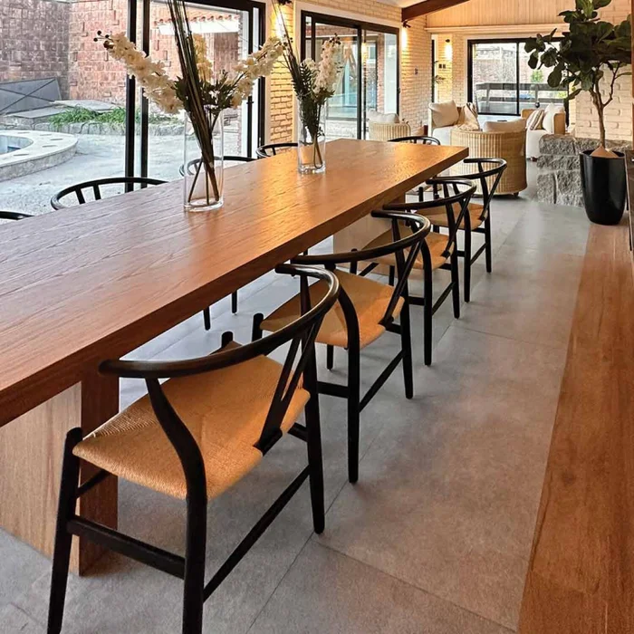 Silla Wishbone - Negro con natural en Natural, Negro - Sillas, Uruguay | Walnut, vista 3