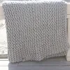 THROW TEJIDO A MANO ACRILICO CHECK KNIT GRIS en Gris - Textiles, Uruguay | Sentido Jose Ignacio, vista 2 de 2