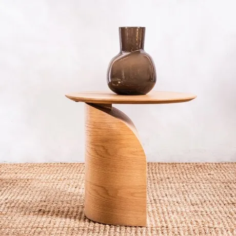 Mesa Auxiliar Alta Loom - Mesas de living, Uruguay | Aihaus