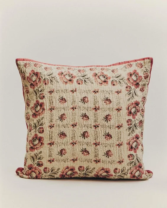 FUNDA COJÍN FLORES - Textiles, Uruguay | Zara Home