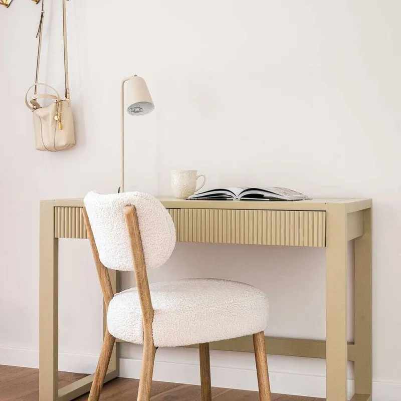 ESCRITORIO STUDIO - OLIVA en Beige - Escritorios, Uruguay | La Iberica