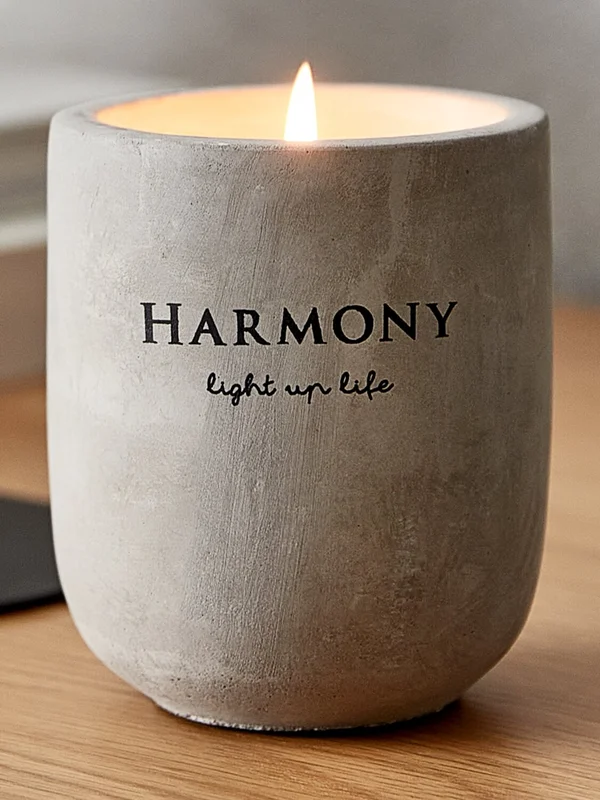Vela BOSSE Ø8xA9cm gris claro en Gris - Velas y Portavelas, Uruguay | JYSK, vista 3