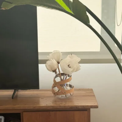 Florero ancho con cuero y clip en Marrón - Jarrones, Uruguay | Dreams On Time, vista 11