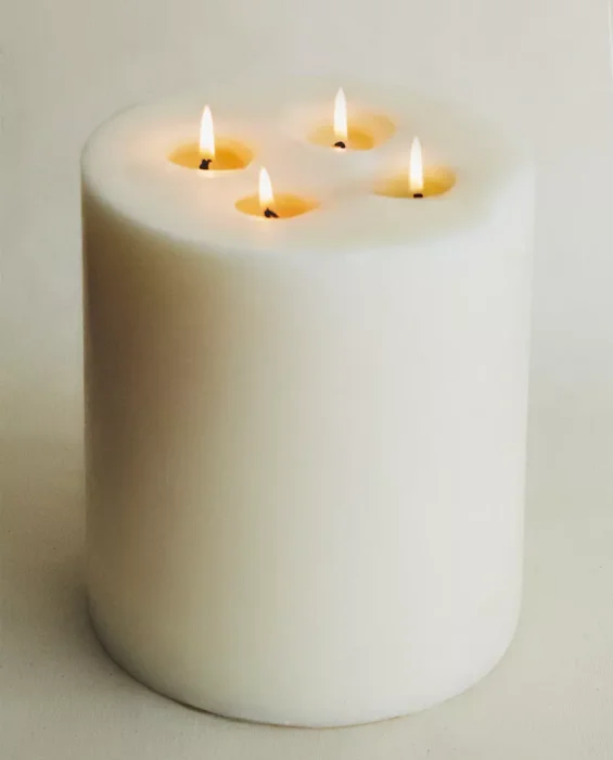 VELA DECORATIVA GRANDE - Velas y Portavelas, Uruguay | Zara Home