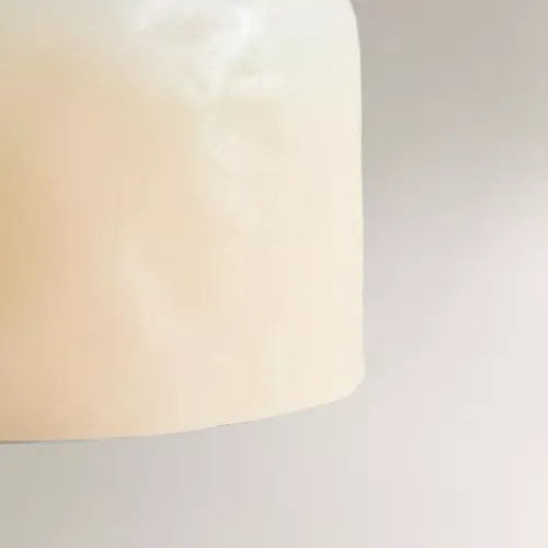 VELÓN DECORATIVO BEIGE en Beige - Velas y Portavelas, Uruguay | Zara Home