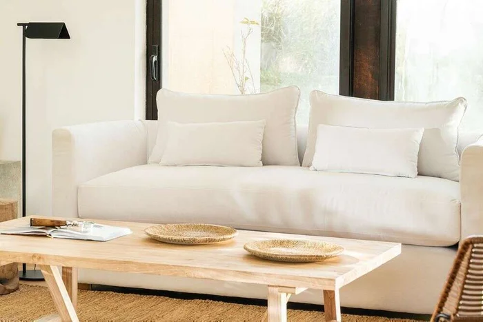 SILLON GINEBRA CURVO - LINO ANTIMANCHAS en Blanco - Sillones y sofás, Uruguay | La Iberica