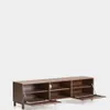Mueble TV Beyla 2 puertas de chapa y madera maciza de fresno con acabado tono nogal 180 x 49,5 cm en Marrón - Muebles para TV, Uruguay | Kavehome, vista 7 de 8