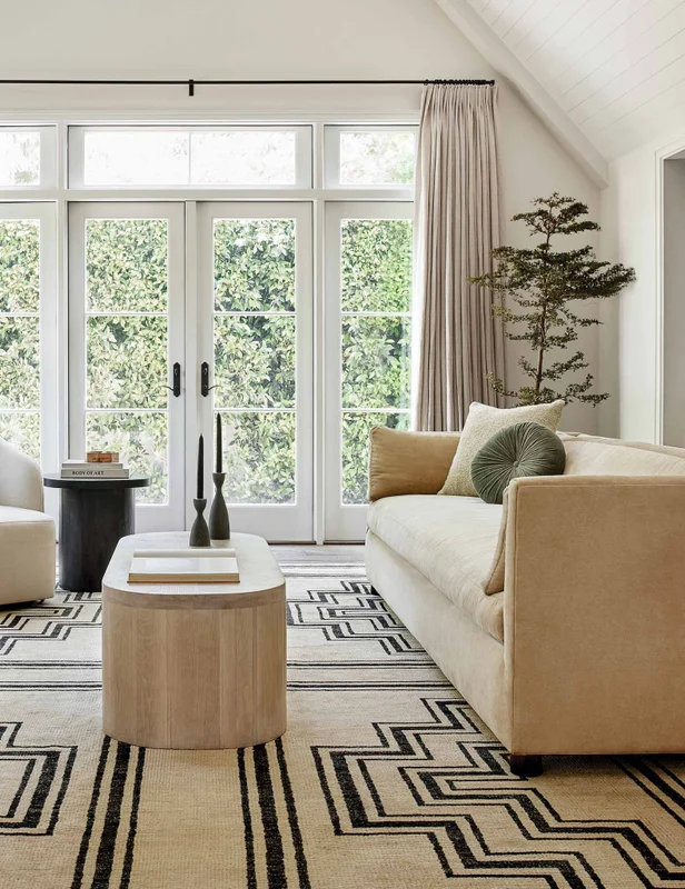 Sofá tapizado Rodri en Beige - Sillones y sofás, Uruguay | Pieza Clave, vista 4