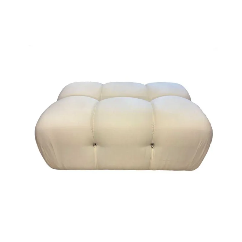 Ottoman Tokio - Crema en Beige - Sillones y sofás, Uruguay | Walnut