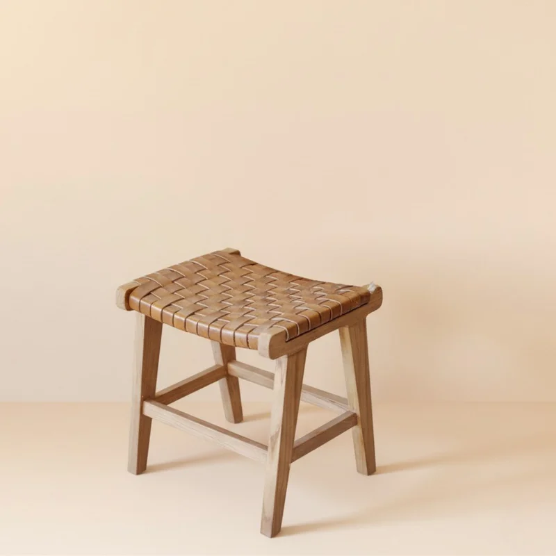 Banco de Teca y Cuero Vegetal Mali | Casakos en Madera natural - Butacas, banquetas y puffs, Uruguay | Casakos, vista 5