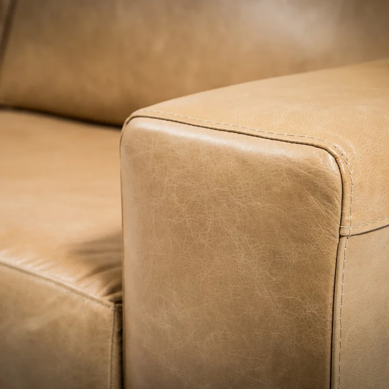 Sofá Loretto - Cuero Natural - 3 cuerpos - A fabricar en Beige - Sillones y sofás, Uruguay | NYR, vista 3