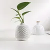 FLORERO RELIEVES D9x10CM CERAMICA BLANCO en Blanco - Jarrones, Uruguay | Koz, vista 2 de 2