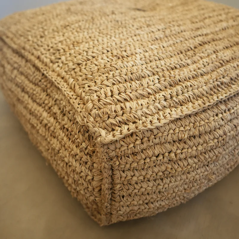 Puff de Sisal Trenzado Zoko | Casakos Uruguay en Beige - Butacas, banquetas y puffs, Uruguay | Casakos, vista 3