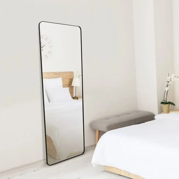 Espejo Rectangular Cantos Curvos en Negro - Dormitorio, Uruguay | Casa Ernesta, vista 2