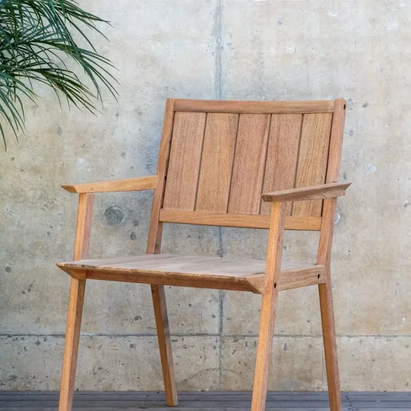 Silla Diamantina con posa brazo en Madera natural - Sillas, Uruguay | Balcony