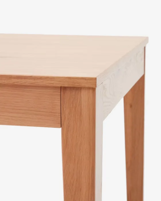Mesa extensible Yain de chapa y madera maciza de roble - 120 (180) x 80 cm en Madera natural - Mesas de comedor, Uruguay | Kavehome, vista 7